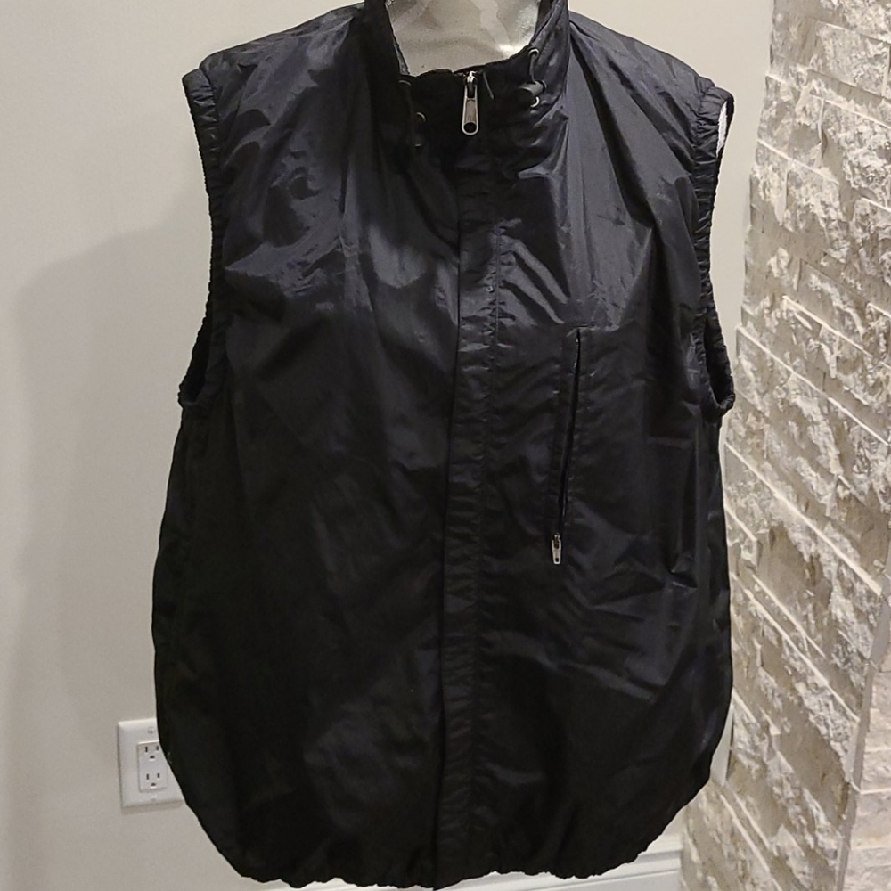 Club Monaco blk nylon/,polyester outdoor vest